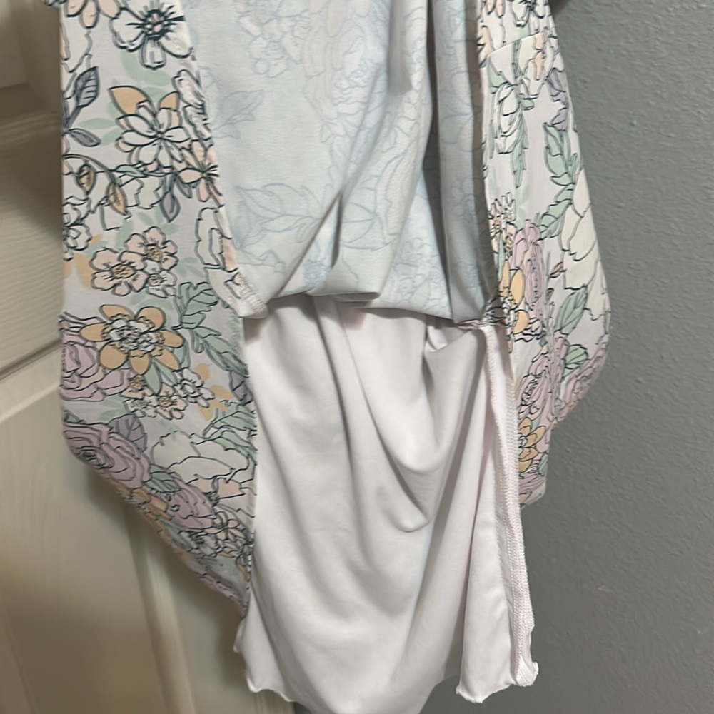 New with tags Altar'd State Bristol Puff Sleeve  Floral Print Women's Dress ✨✨👗 - Picture 6 of 8